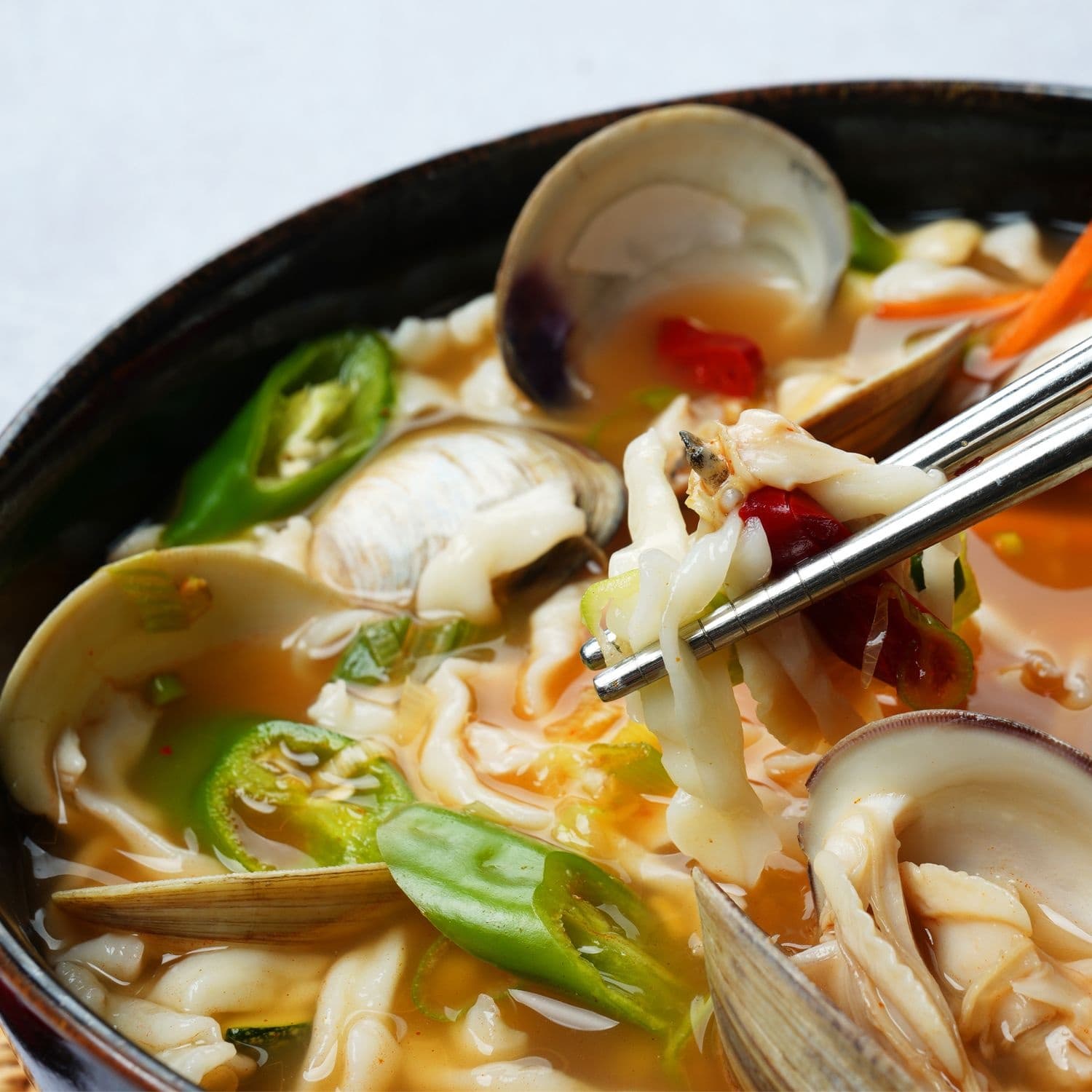 [온누리상품] 수원 지동시장 착한손칼국수 백합조개칼국수 밀키트 2-3인분