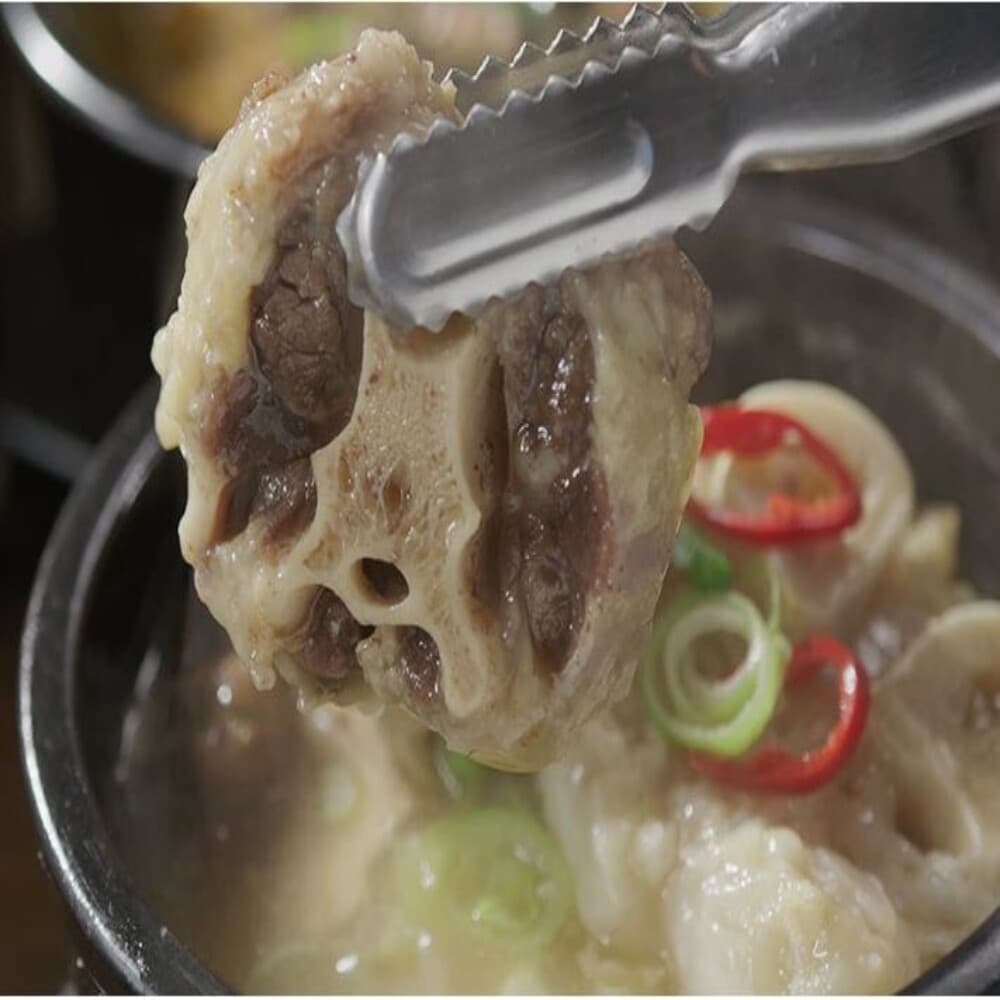 김오곤 상감마마 여름 사계절 보양식 우족 꼬리곰탕 밀키트 설렁탕 700g 8팩(16인분)