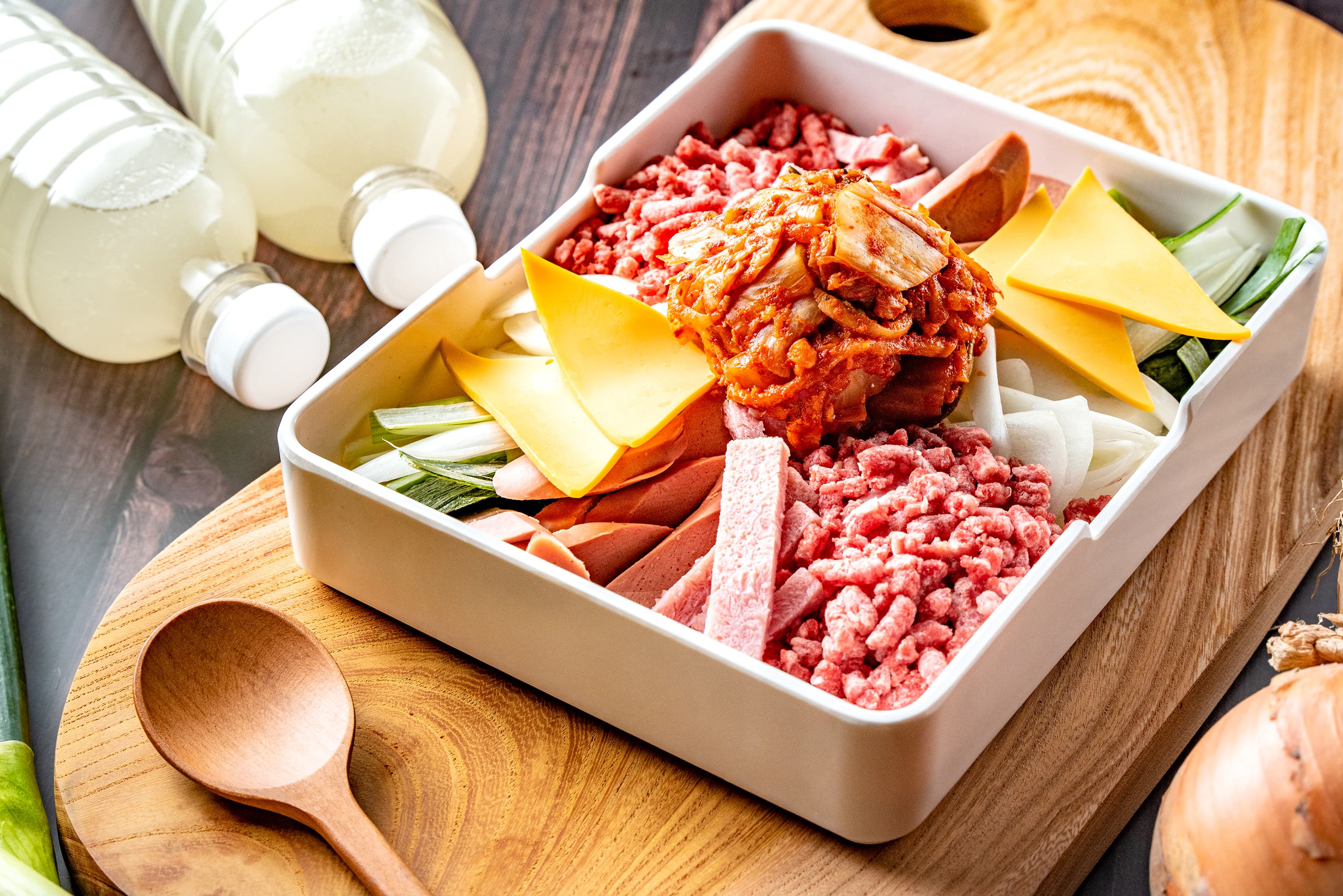 [55년전통 최네집] 송탄 부대찌개 2-3인분 육수포함 밀키트 택배 캠핑용 본점직영