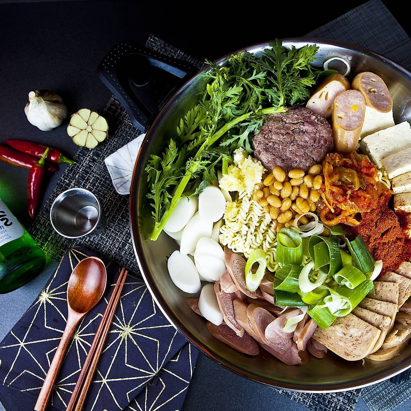 꿍스 프리미엄 부대찌개 밀키트 3인분 햄폭탄 대용량팩 의정부 송탄 부찌 제이엠스토어