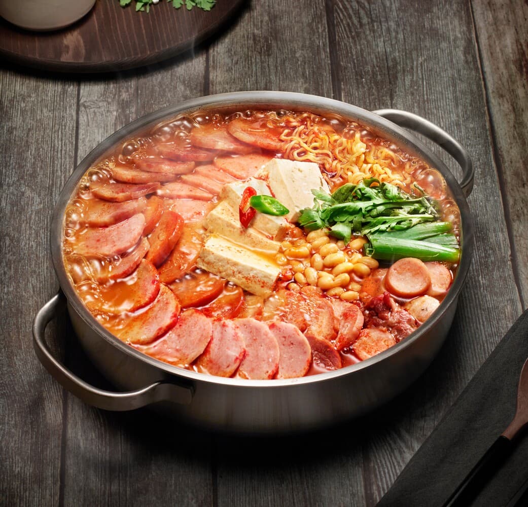 대한우리 의정부식 신사 부대찌개 1,350g 2-3인분 밀키트 캠핑 라면 치즈 사리