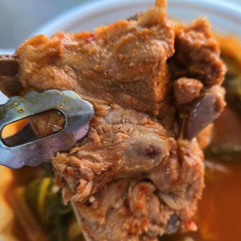 국산 감자탕밀키트 즉석 감자탕 간편 전자렌지 1.5kg