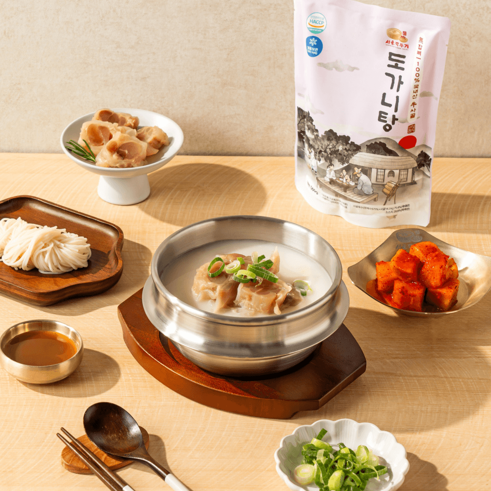 [서울깍두기] 도가니탕 스지 듬뿍 사골 명품 몸보신 곰탕 밀키트 560g