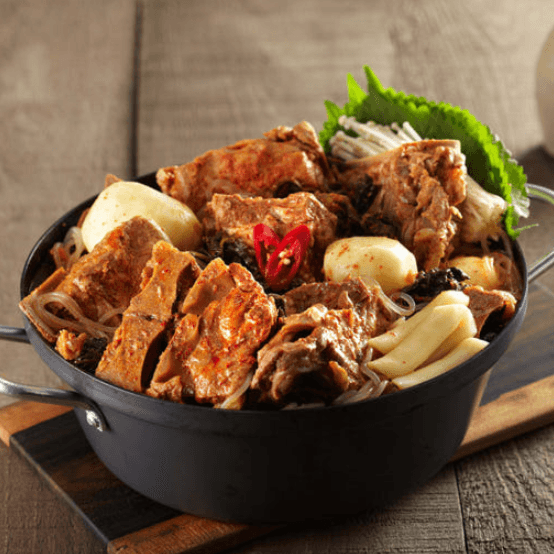 HY 용인맛집 제주뼈감자탕 넉넉한 3인분 냉동 2.4Kg