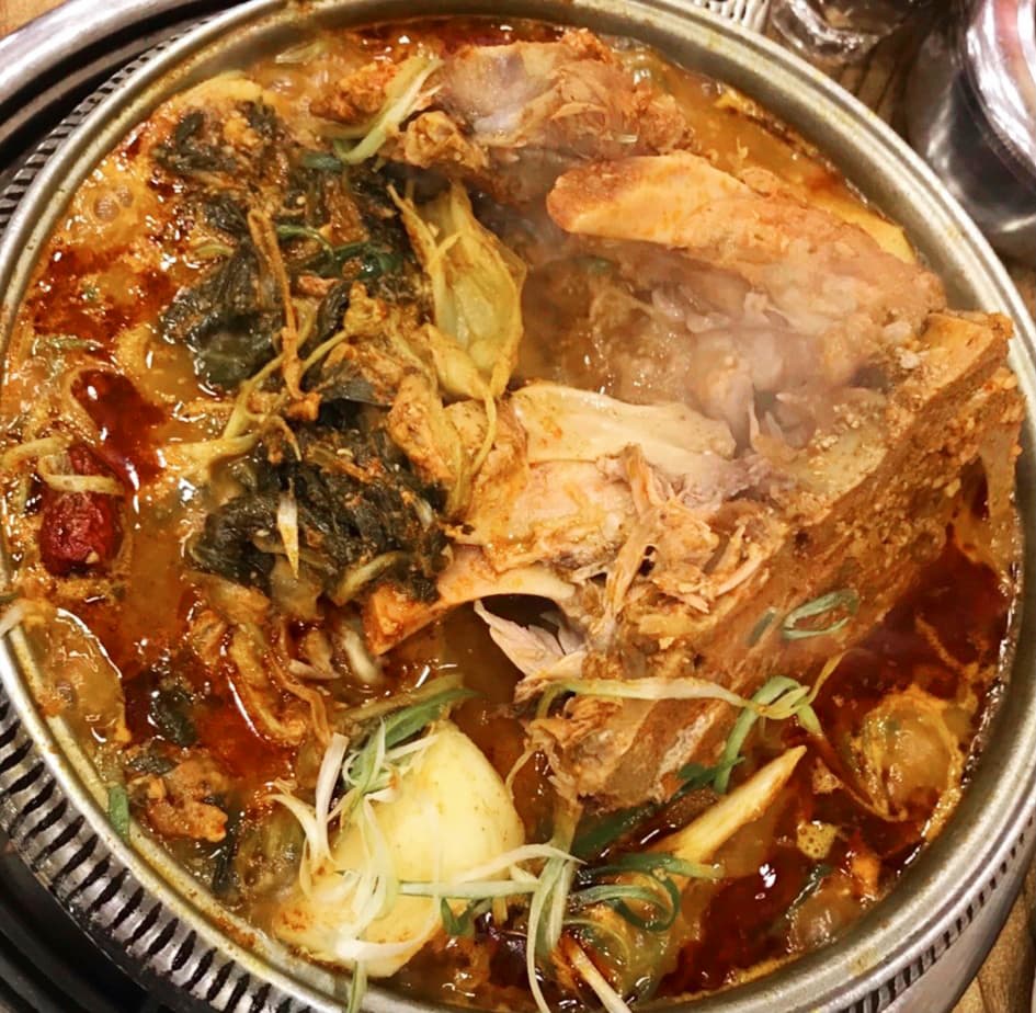 감자탕 4인 3.2kg 시래기 감자탕 간편 밀키트 진하고 시원한 맛 해장 맛집