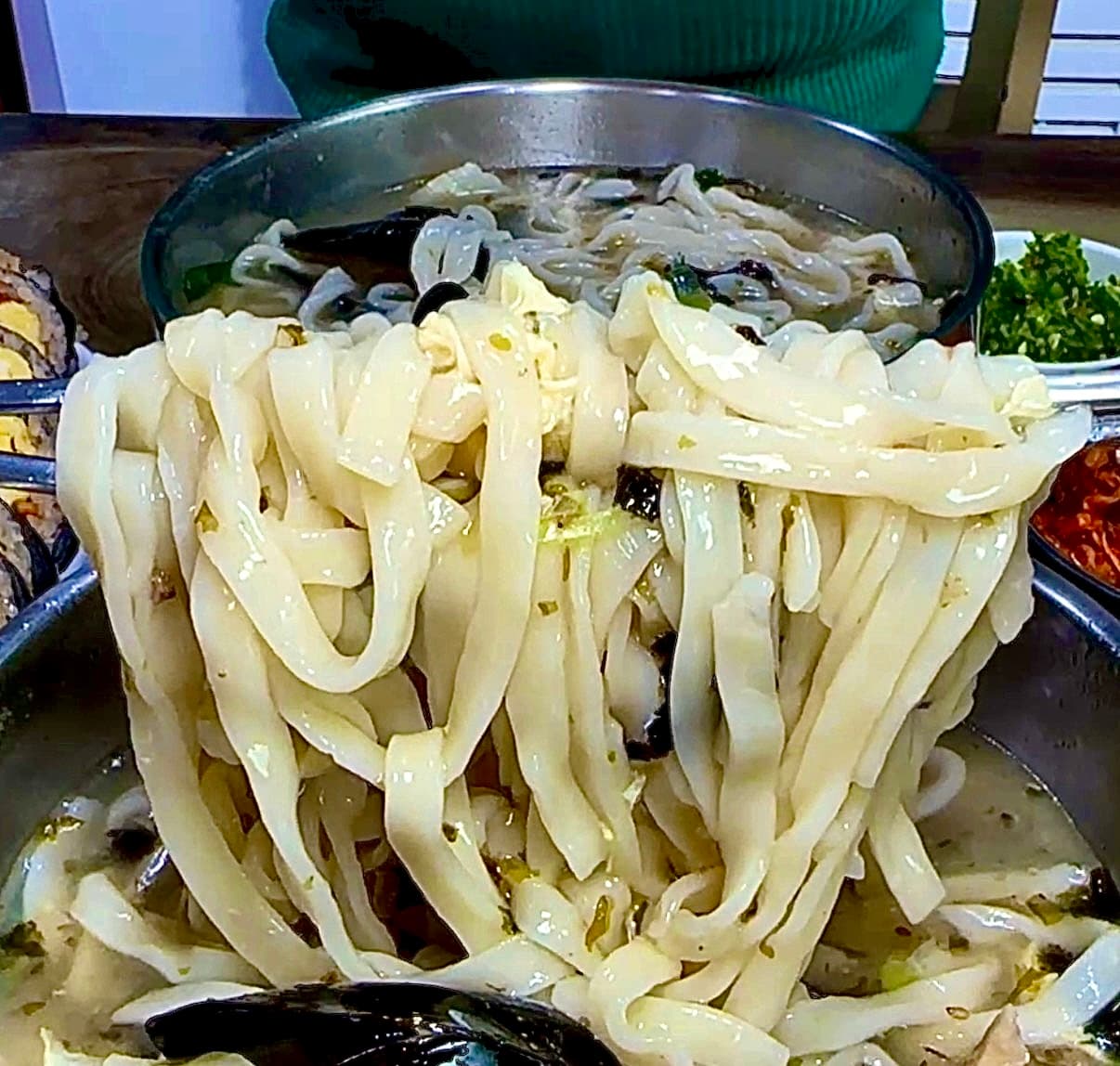 30년전통 까치칼국수 하얀칼국수 칼국수 밀키트 택배맛집