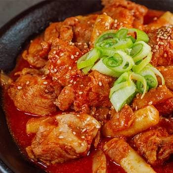 간편한 밀키트 한끼 식사 곱창 전골 찜닭 돼지갈비 냉면 소바 칼국수 갈비탕 무국