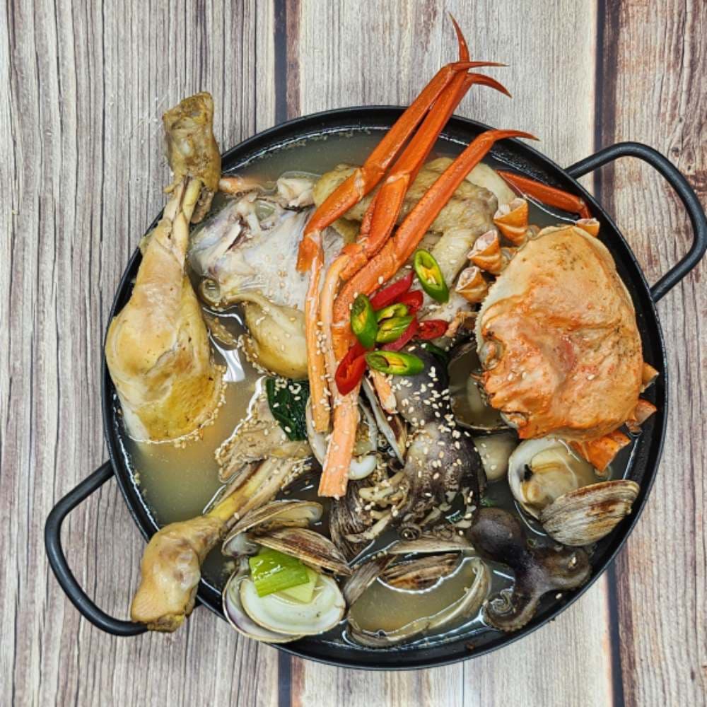 쭈꾸미 홍게 해신탕 복날 보양식 밀키트 해물삼계탕 1세트