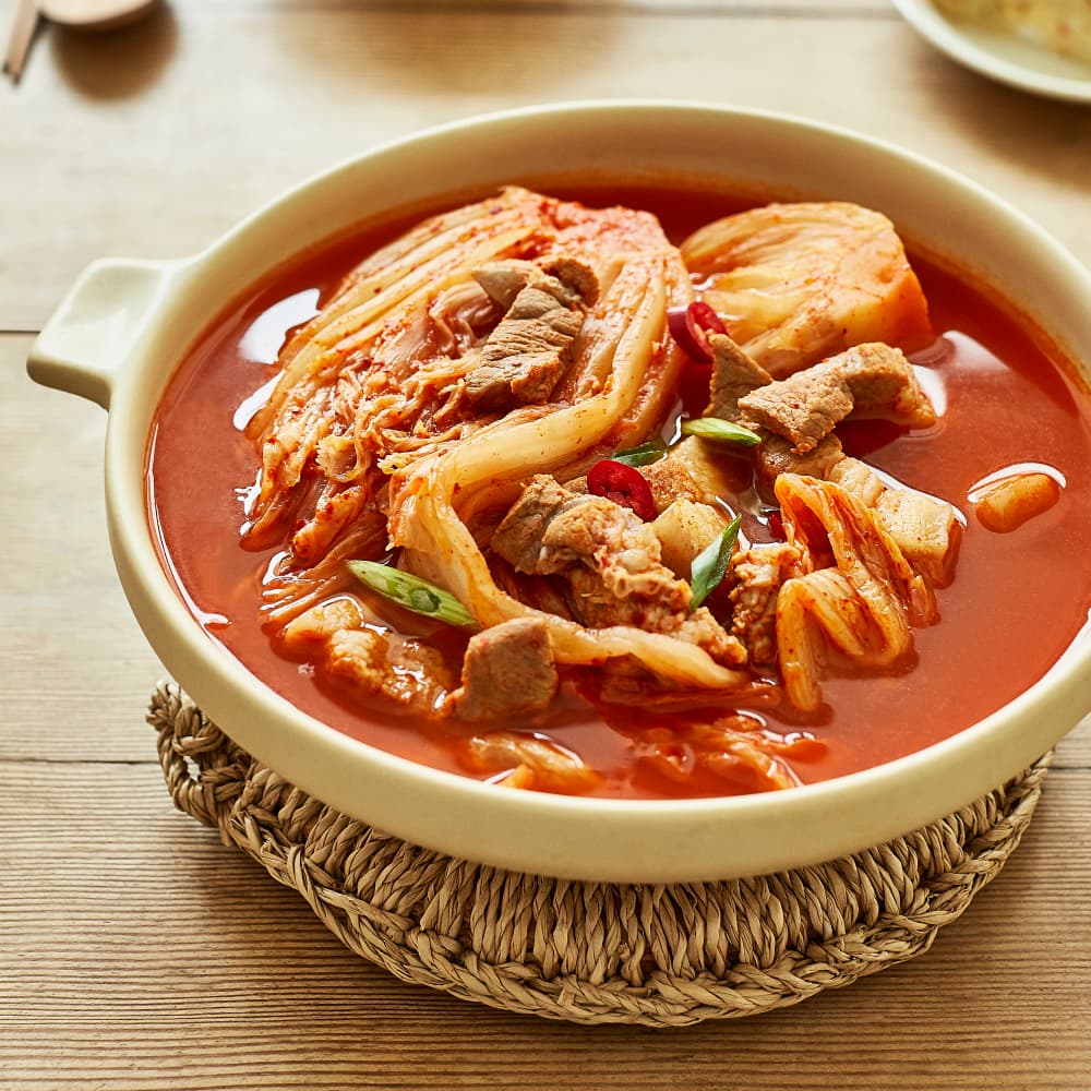 다발 고기 듬뿍 김치찌개 간편식 밀키트 맛집 쉬운 레시피 3인분