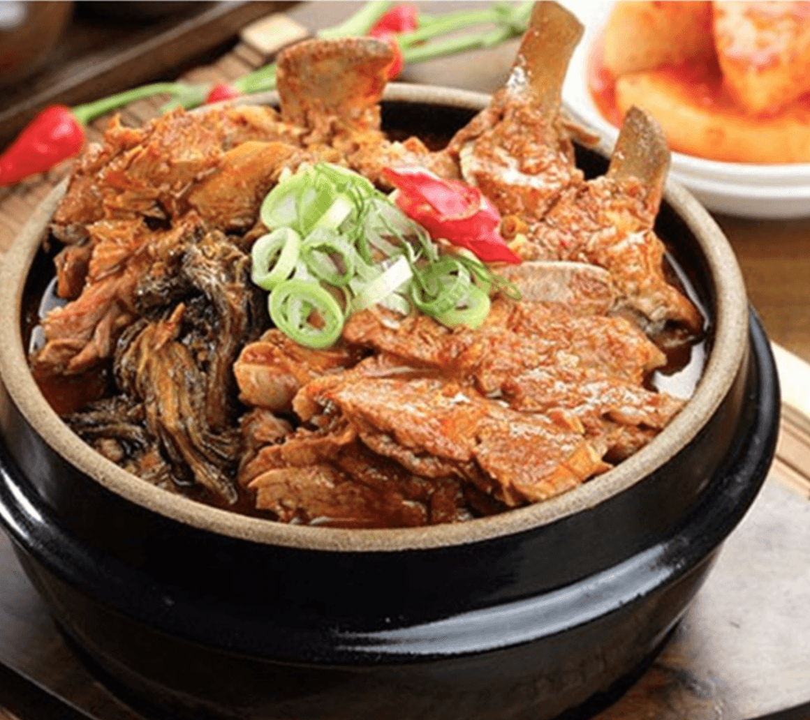 감자탕 밀키트 간편조리 뼈해장국 찌개 돼지등뼈 600g 5팩