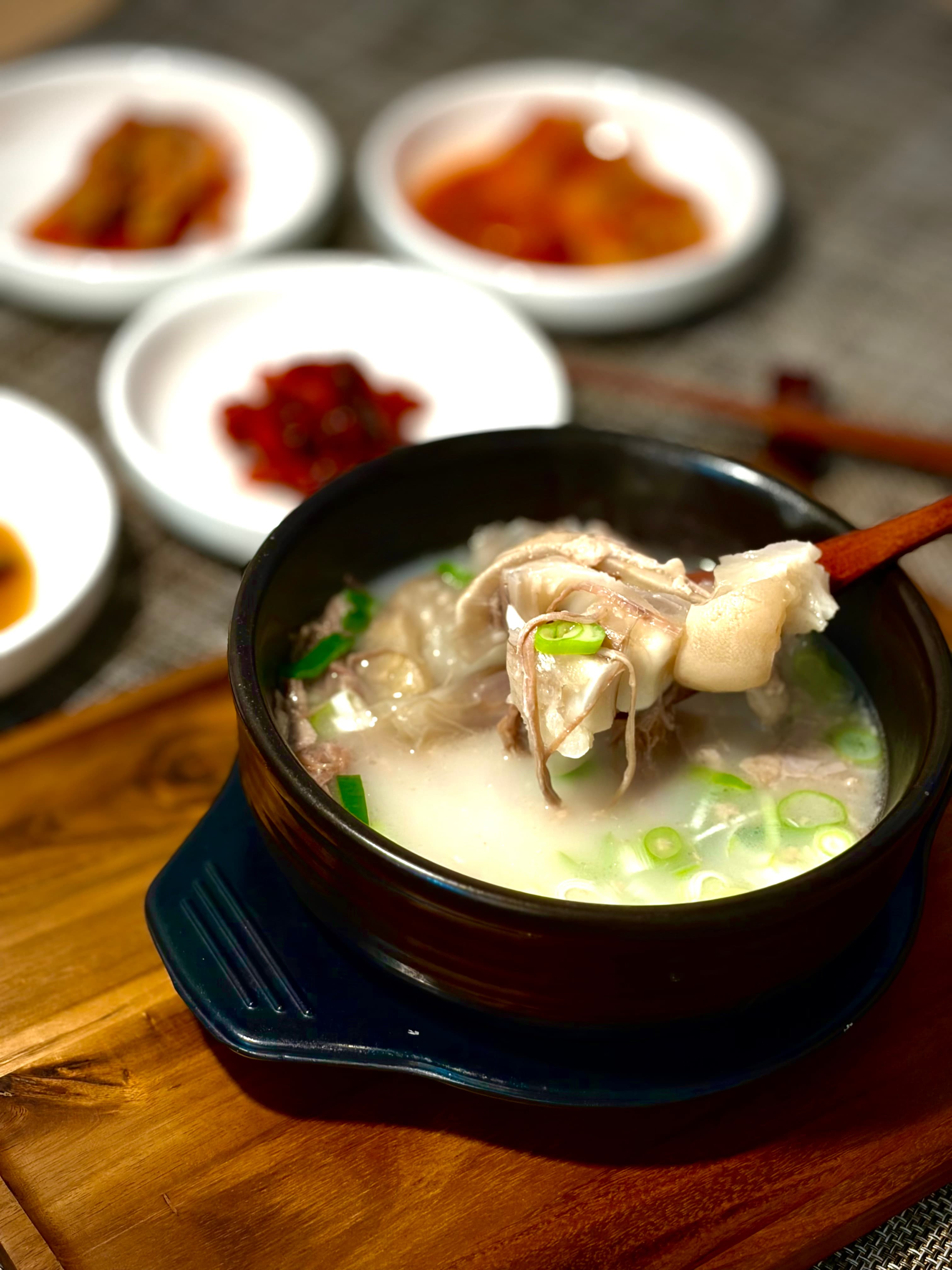 한우 사골곰탕 곰국 진국 밀키트 부모님 보양식 대전맛집 한우곰탕스페셜, 1400g, 1개